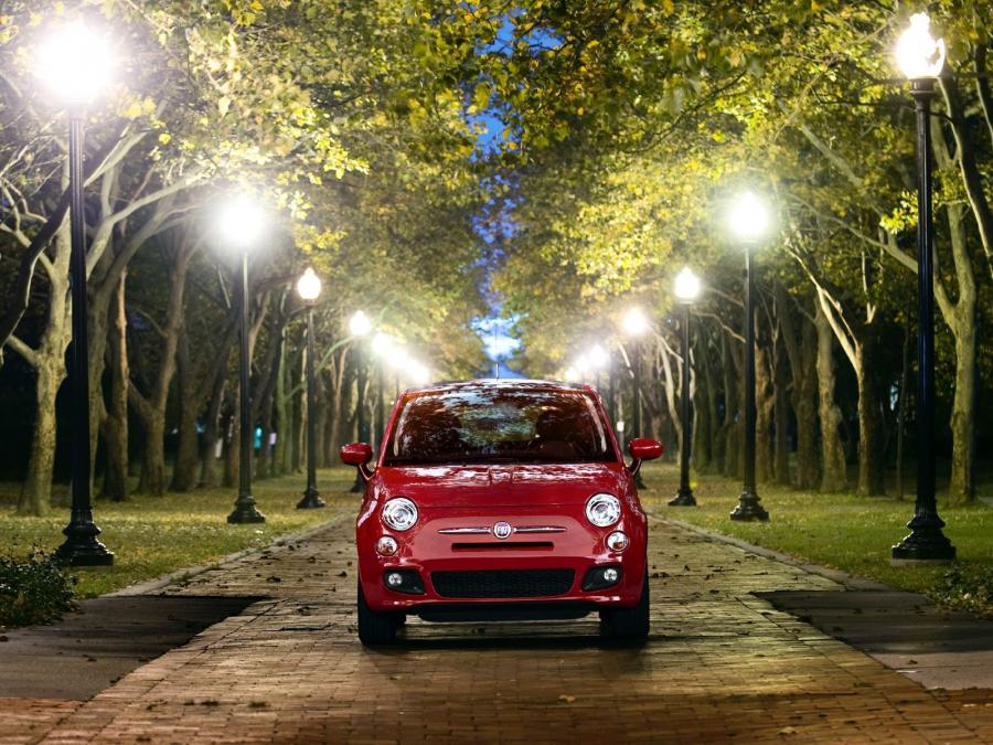  Fiat 500 Sport 2011 года  (US) (фото 3 из 20)